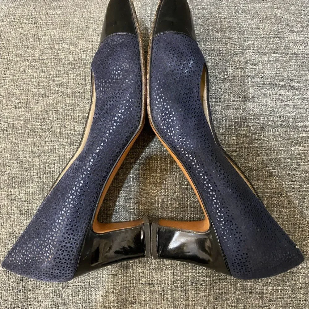 Salvatore Ferragamo chic navy